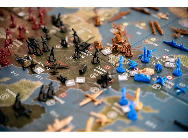 Axis & Allies Europe 1940 Brettspill 