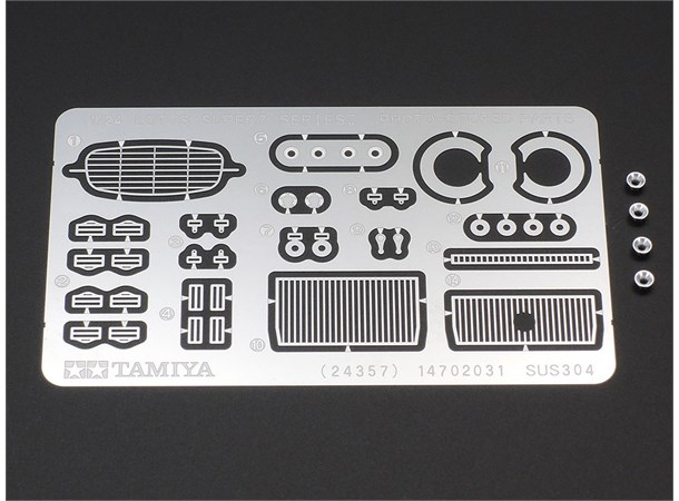 Lotus Super 7 Series II Tamiya 1:24 Byggsats 