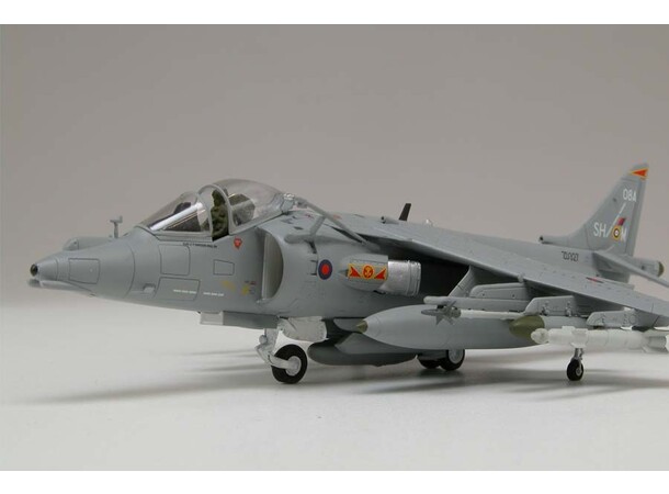 BAE Harrier GR.9A Starter Set 20cm Airfix 1:72 Byggsats 