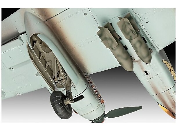 BF110 C-2/C-7 Messerschmitt Revell 1:32 Byggsats 