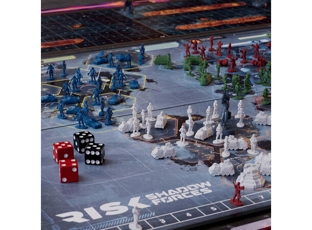 Risk Shadow Forces Brädspel 