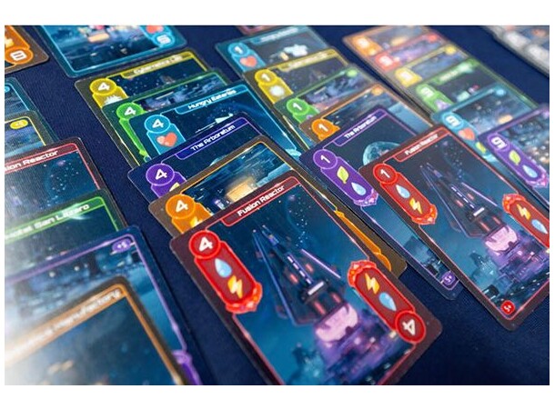 Lunar Skyline Deluxe Edition Kortspel 