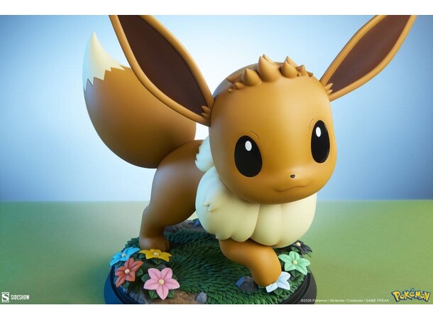 Pokemon Life-Size Figure Eevee 34cm 