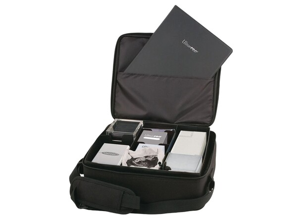 Deluxe Gaming Case Ultra Pro 